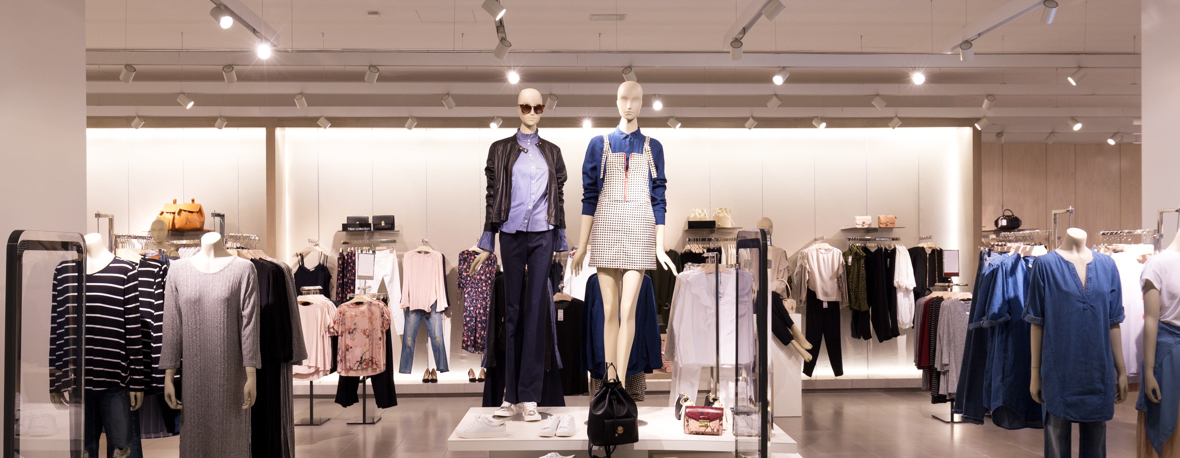 What is Visual Merchandising? How does it affect in-store sales